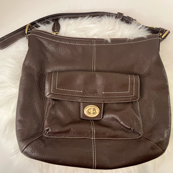 👜 Coach Brown Leather Shoulder Bag Set (2 Pieces) 👜 - Picture 6 of 8